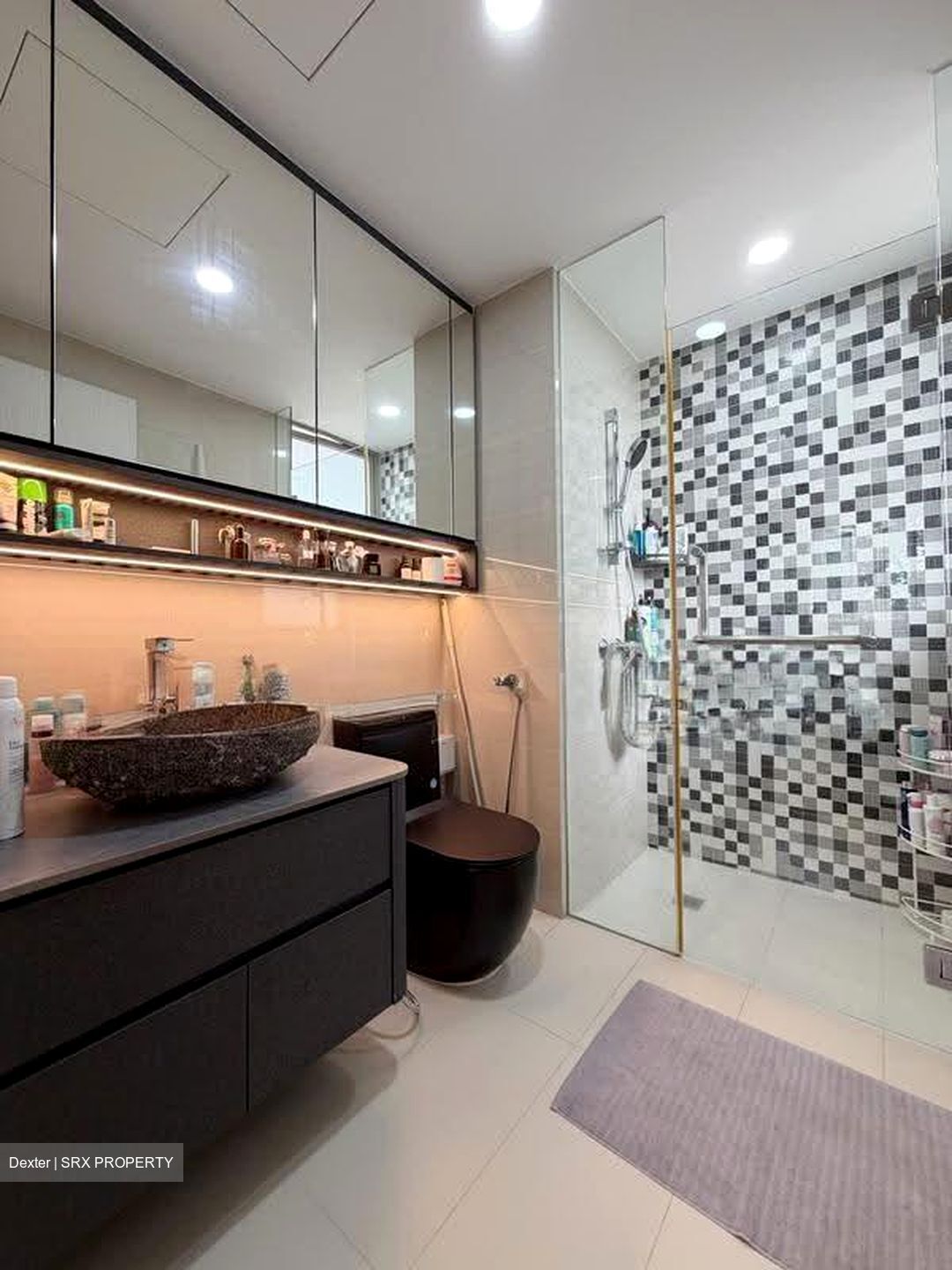 Sea Esta (D18), Condominium #631533551